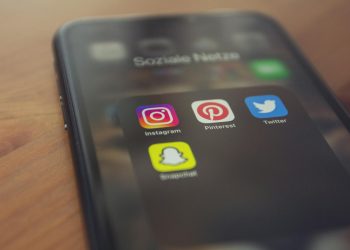 social media virtual assistant job description