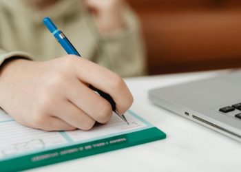 how to start a business from scratch