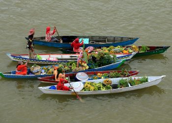 regional job market factors